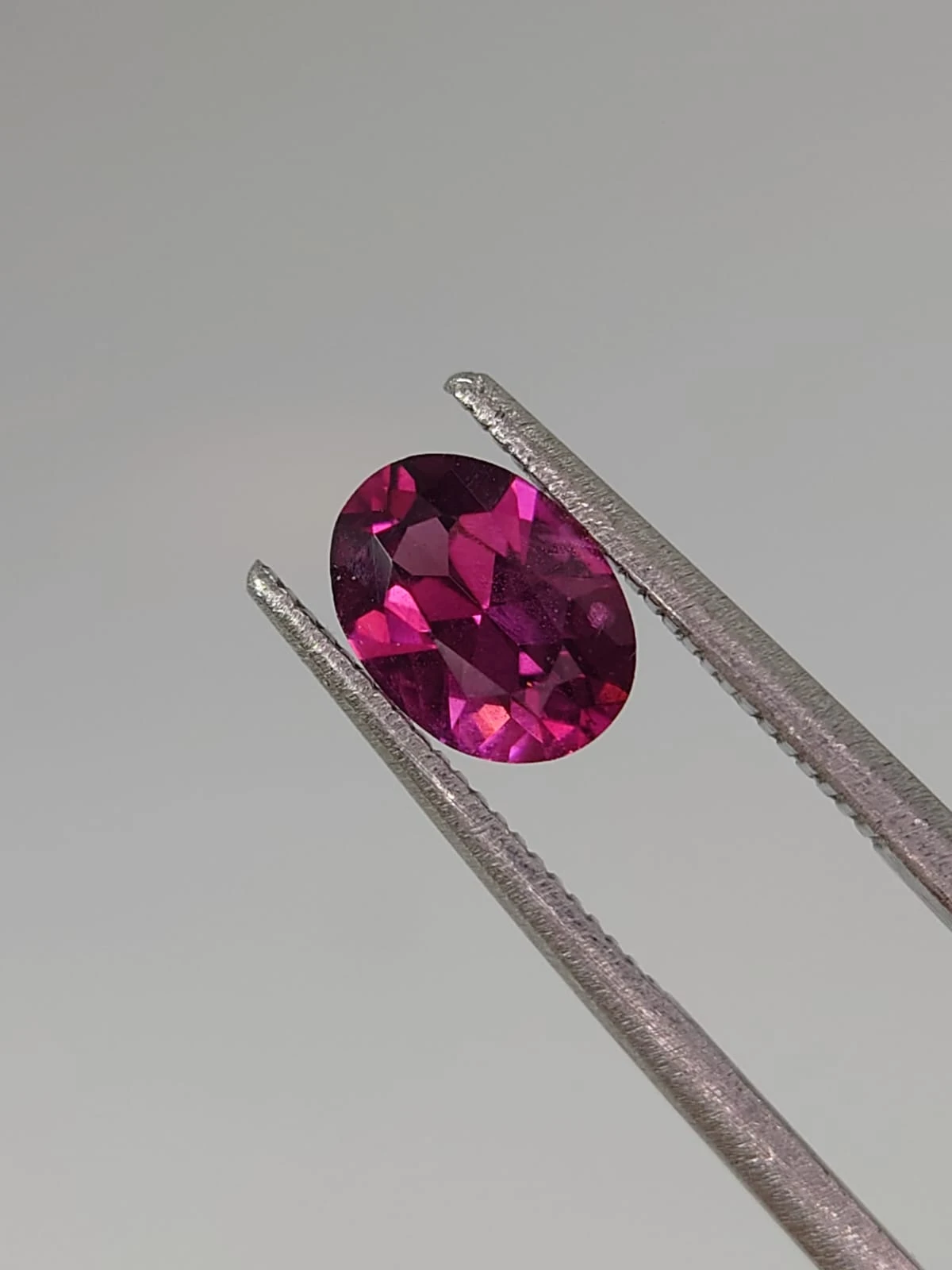1.32ct Natural Malaya Garnet Oval Cut Loose Gemstone From Tanzania — view 5